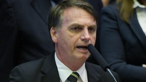 Twitter e Facebook dizem ao TSE que Bolsonaro não contratou impulsionamento de conteúdo
