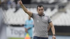 Análise: Corinthians não sabe o que fazer com a bola e torce para 2018 acabar logo