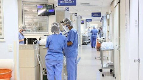 Hospitalizações por sintomas respiratórios na cidade de SP podem dobrar a cada 5 dias, apontam pesquisadores