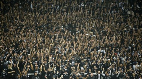 Corinthians pede, CBF muda data, e jogo contra Chapecoense será com 100% da capacidade da Arena