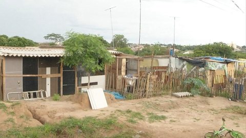 Famílias da favela Vila Itália aguardam posição da prefeitura em caso de desocupação da área