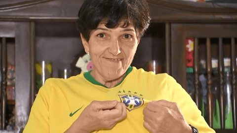 Mulher que recebeu nome em homenagem à Copa de 58 torce por reprise da final entre Brasil e Suécia