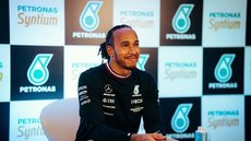 Hamilton elogia Medina e Ítalo, lembra título da F1 em Interlagos e quer Natal brasileiro