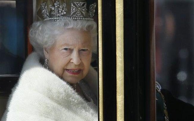 Rainha Elizabeth compartilha esperança na Páscoa: “Coronavírus não vai vencer”