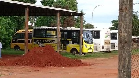 Polícia apreende transportes escolares de General Salgado após denúncia de irregularidades