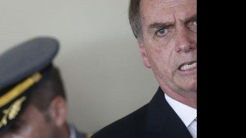 Exército retira jornalistas de afiliada da Globo de evento com Bolsonaro em MT