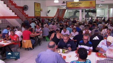 Após fechamento do Bom Prato, moradores do Grajaú reclamam de marmitas insuficientes entregues no bairro