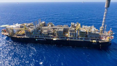 Petrobras anuncia aumento na produção de petróleo e gás