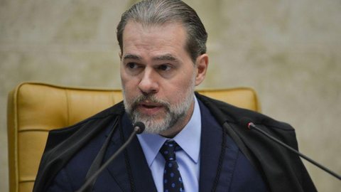 STF adia decisão sobre decreto que facilita cessões pela Petrobras