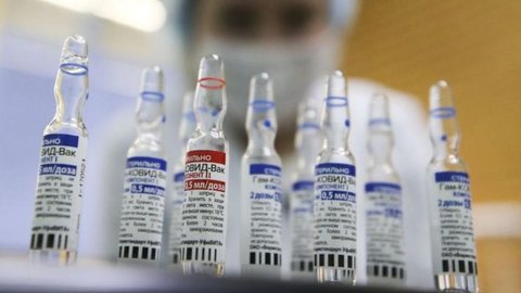 Rússia ultrapassa mil mortes por Covid em um dia: por que país da Sputnik V tem tão poucos vacinados