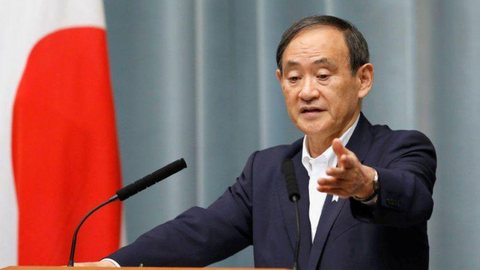 Japão: na corrida para substituir Abe, Suga surge como forte candidato