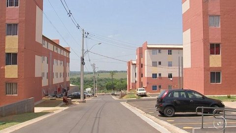Moradores denunciam invasão de apartamentos no residencial Carandá