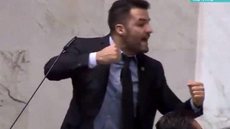 Patriota oficializa Mamãe Falei como candidato à Prefeitura de São Paulo