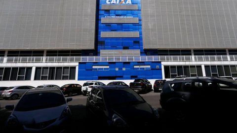 Caixa paga hoje auxílio emergencial a nascidos em novembro