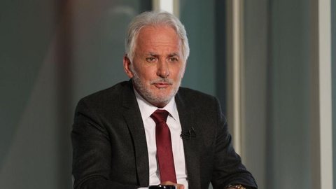 A televisão não vai acabar, diz apresentador Otávio Mesquita