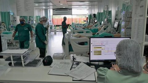 Estado de SP já registra 140% mais mortes por Covid-19 de pacientes infectados em janeiro do que em dezembro