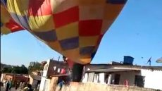 Vídeo mostra pouso forçado de balão tripulado em casa de Iperó