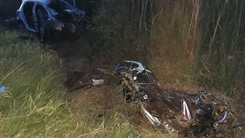 Motorista e motociclista morrem após colisão na vicinal que liga Tupã a Bastos