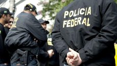 PF faz operação contra pagamento de propina a policiais no Rio