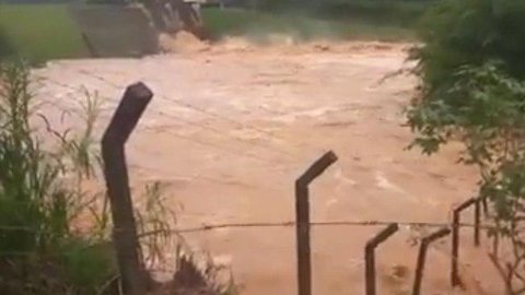 Barragem no Espírito Santo corre risco de rompimento, afirma prefeitura