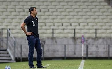 Santos anuncia a contratação do técnico Fábio Carille