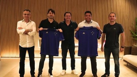 Nas redes sociais, torcida do Cruzeiro vibra com investimento do clube por Ronaldo Fenômeno