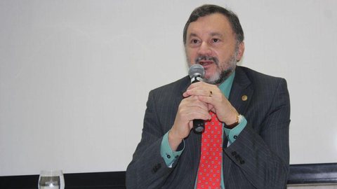 TST: Ministro Walmir Oliveira morre por complicações da covid-19