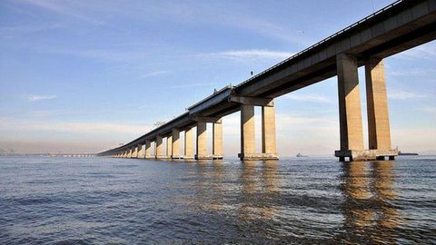 Ponte Rio-Niterói volta a ter restrições para tráfego de carga