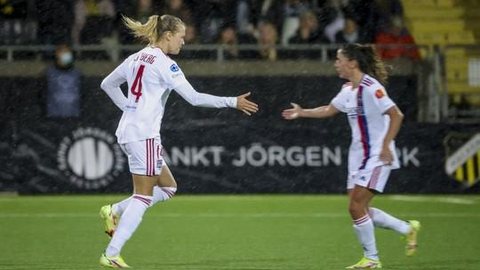 Com Ada Hegerberg de volta após quase dois anos, Lyon vence Häcken pela Champions Feminina