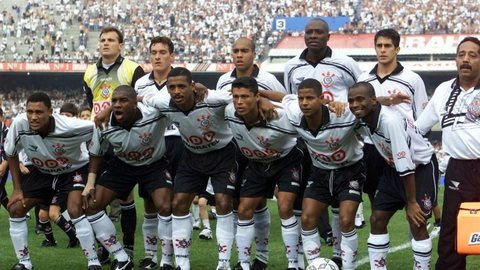 Patrocínio improvisado, troca de árbitro… 10 curiosidades da última final entre Cruzeiro e Corinthians