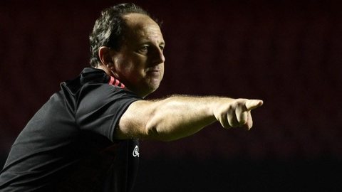 Ceni explica frase no Flamengo e lamenta torcida dividida: “O São Paulo é minha casa”