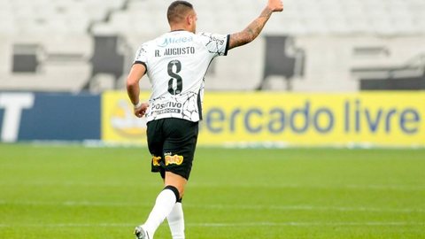 Renato Augusto lembra “assalto” em 2013 e mira Libertadores pelo Corinthians: “É o meu sonho”