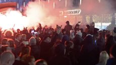 Protesto contra medidas de restrição e lockdown na Holanda deixa feridos e presos
