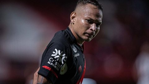 Grêmio encaminha o empréstimo do atacante Janderson, do Corinthians