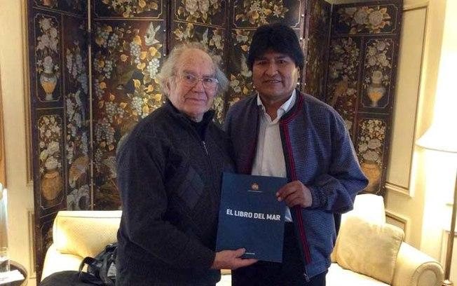 Vencedor do Nobel da Paz indica Evo Morales ao prêmio