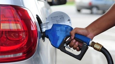 Governo publica medida provisória para manter desconto no preço do óleo diesel