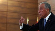 Presidente de Portugal dissolve Parlamento e antecipa eleições