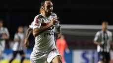 Extensão de contrato de juanfran com o São Paulo