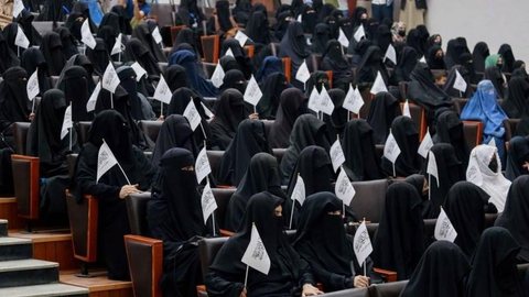 Talibã no Afeganistão: as novas regras para estudantes mulheres anunciadas pelo grupo fundamentalista