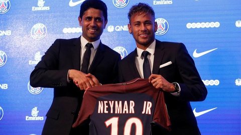 Neymar chega ao PSG e nega busca por protagonismo: “Não é isso que quero”