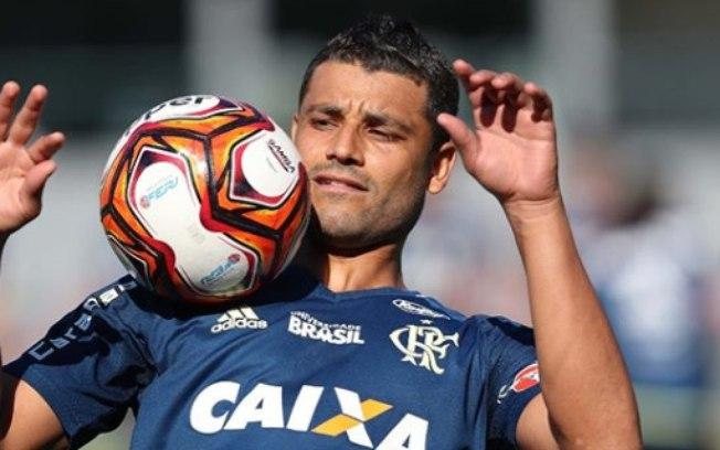 Ederson entra da Justiça contra o Flamengo e cobra quase R$ 1 milhão