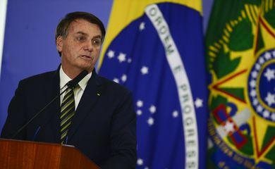 Bolsonaro tomará ‘medidas legais’ para proteger Constituição