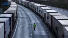 França reabre fronteira com Inglaterra para viajantes sem covid-19