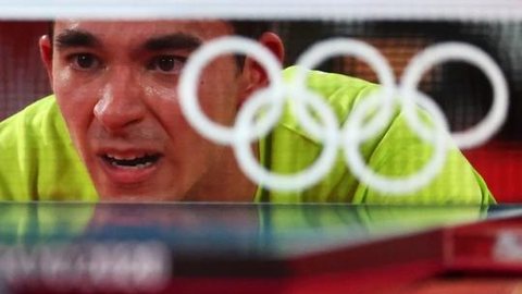 Hugo Calderano celebra resultado em Doha, mas reforça que objetivo é medalhar nos Jogos de Paris