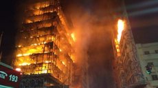 Incêndio destrói galpão na Vila Maria, em São Paulo