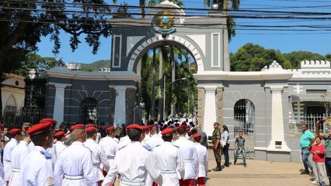 Justiça autoriza retorno das aulas no Colégio Militar do Rio