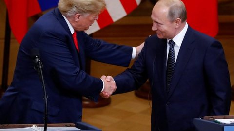 Lado a lado, Trump e Putin voltam a negar ingerência da Rússia nas últimas eleições dos EUA