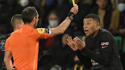 PSG explode contra arbitragem após derrota para o Nantes: “Pedimos um pouco de respeito”