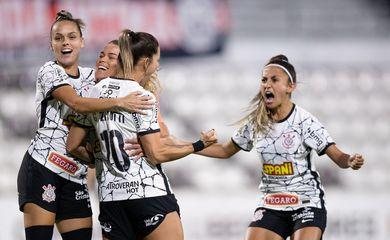 Corinthians bate Alianza e avança à semifinal da Libertadores feminina