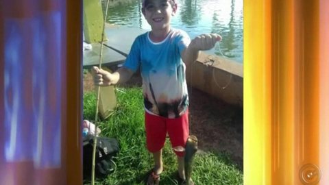 Crianças encontram arma em sítio e menino de 6 anos morre após tiro acidental